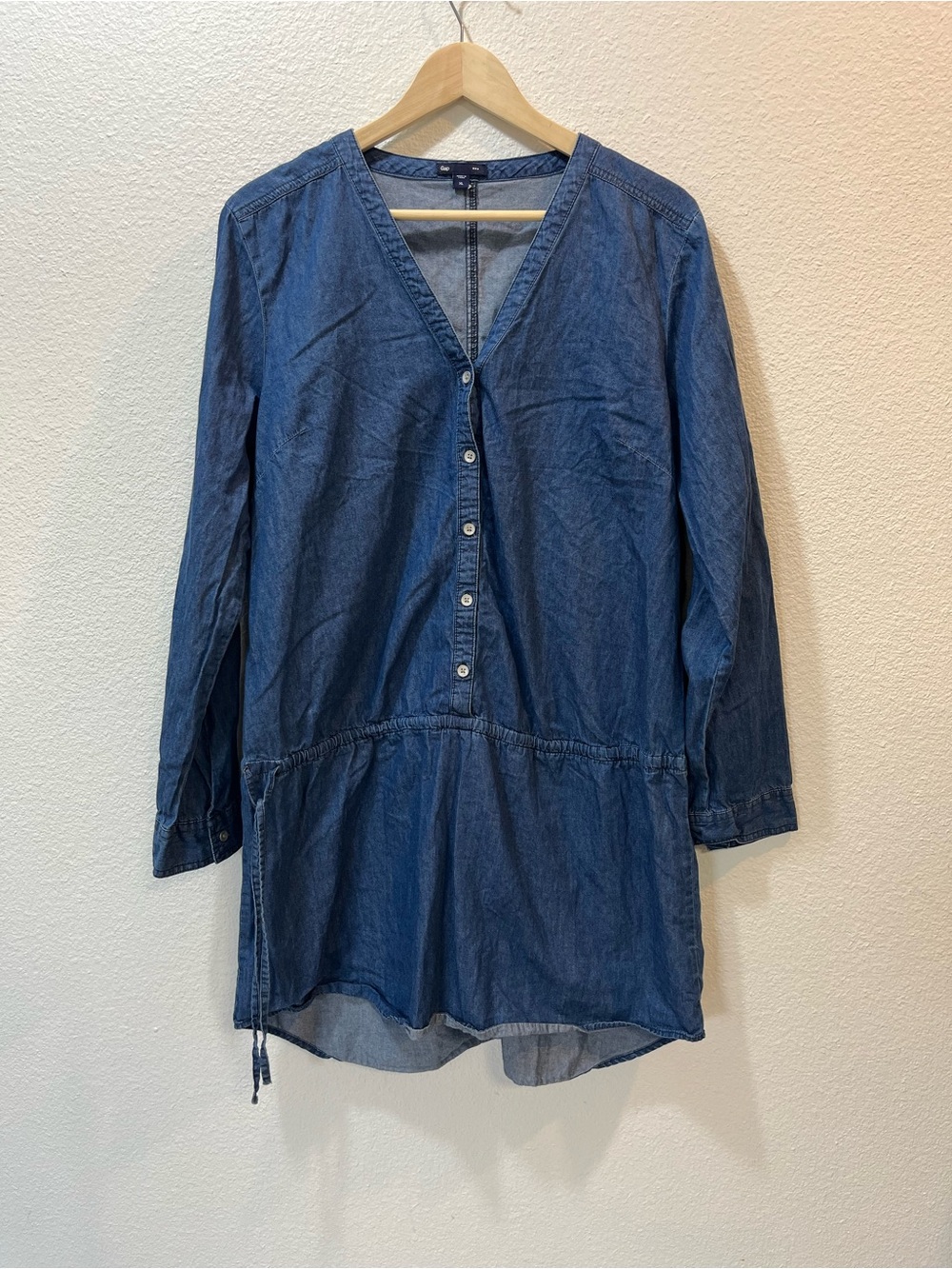 GAP Chambray V-Neck Button Tunic - Blue